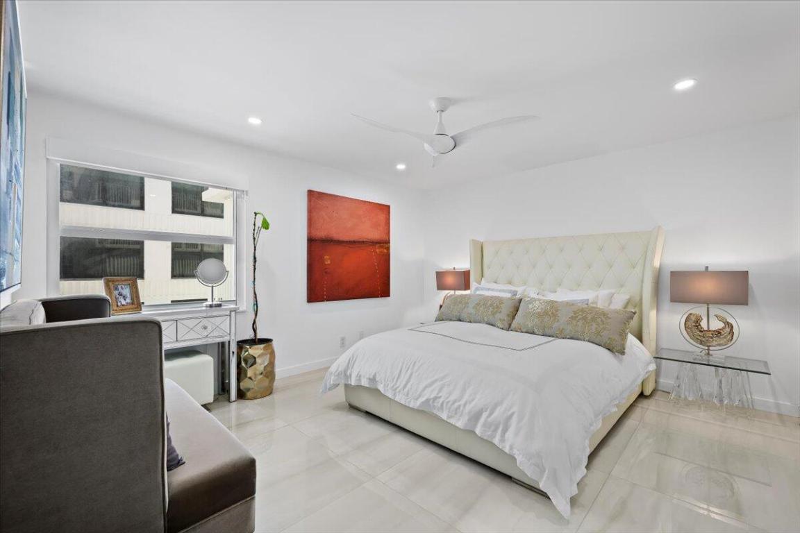 HORIZON EAST CONDO - Residential