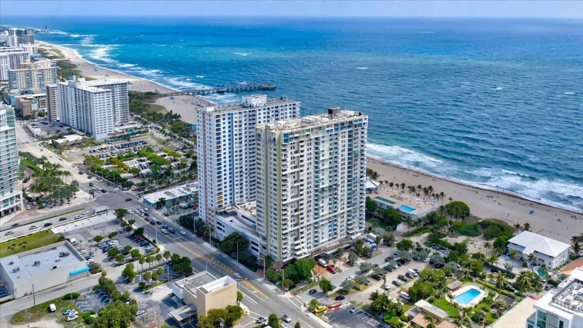 POMPANO BEACH CLUB CONDO - Residential
