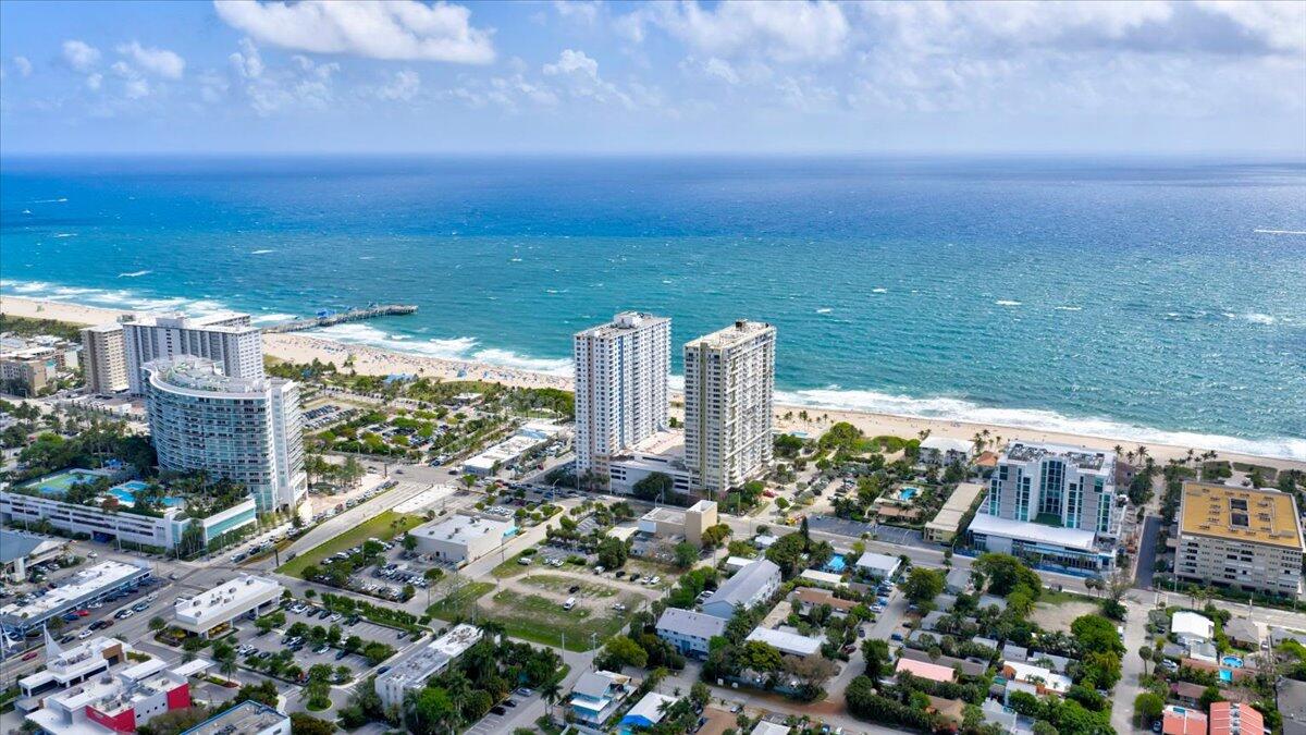 POMPANO BEACH CLUB CONDO - Residential