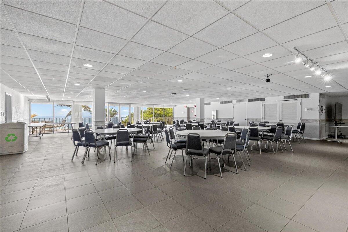 POMPANO BEACH CLUB CONDO - Residential