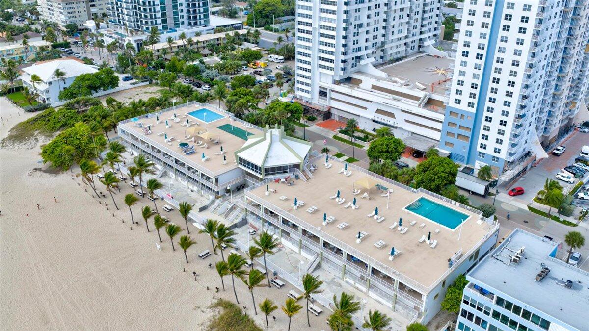 POMPANO BEACH CLUB CONDO - Residential