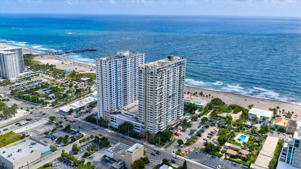 POMPANO BEACH CLUB CONDO - Residential