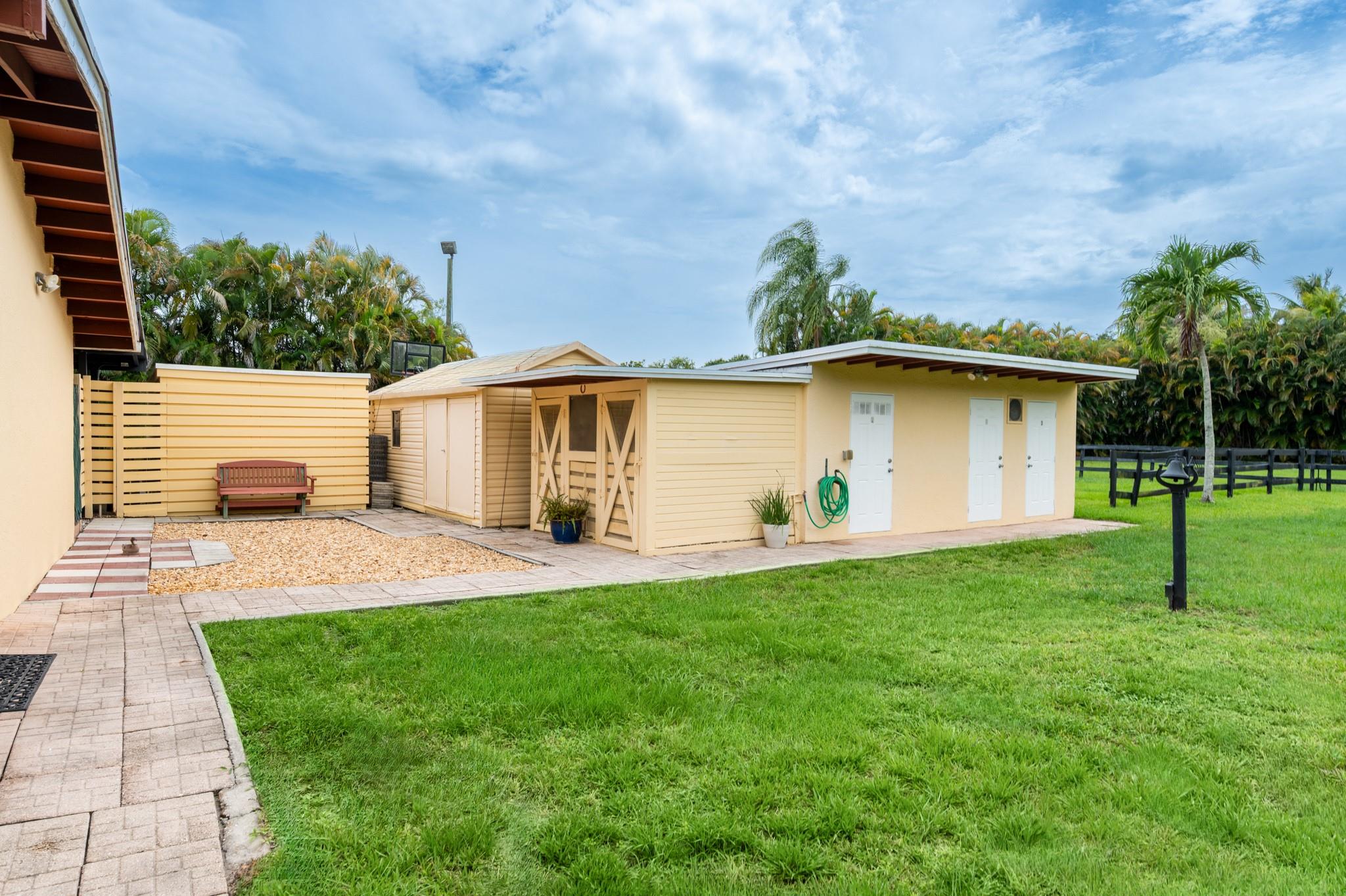 Sunshine Ranches - Residential