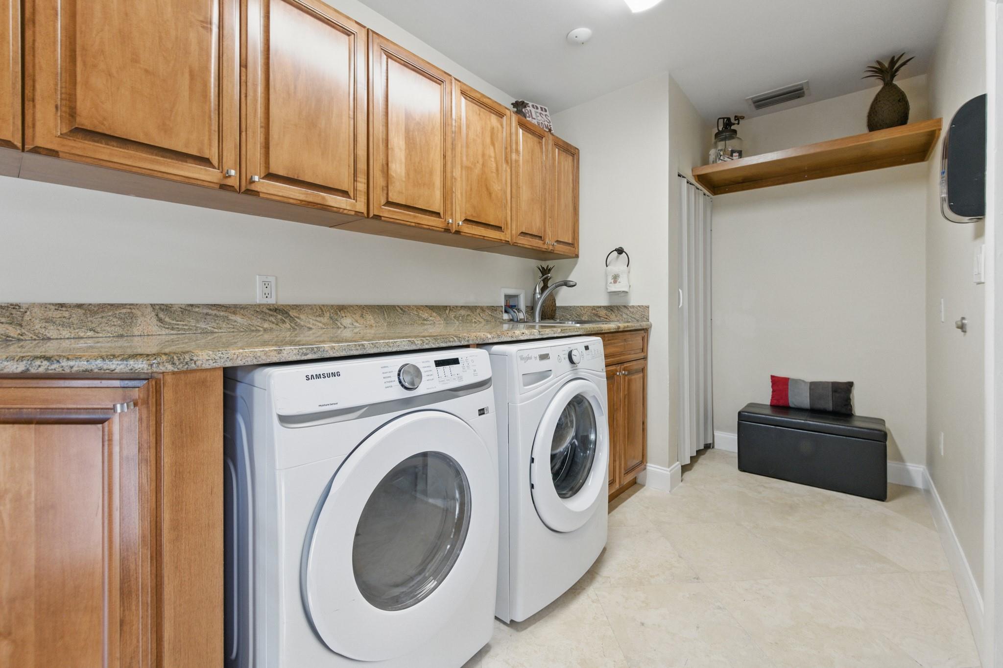 Sunshine Ranches - Residential