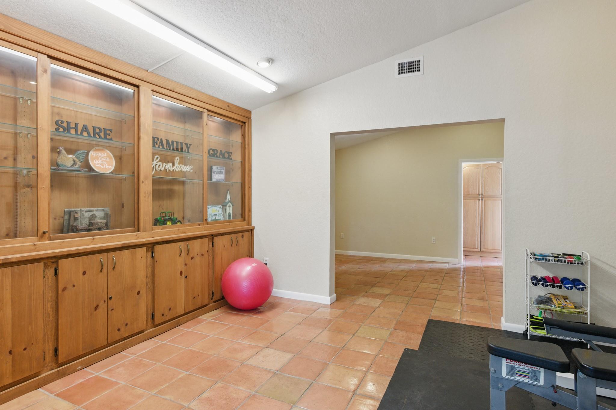 Sunshine Ranches - Residential