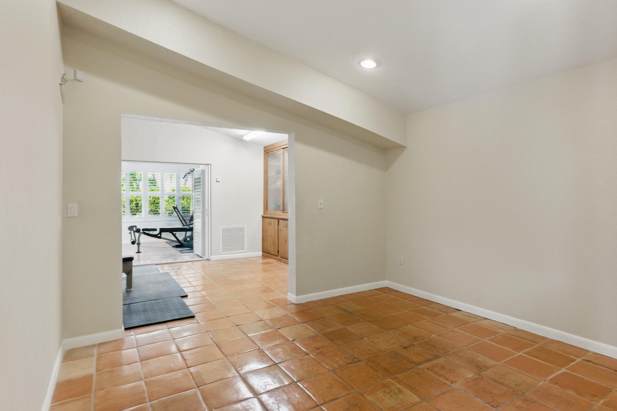 Sunshine Ranches - Residential