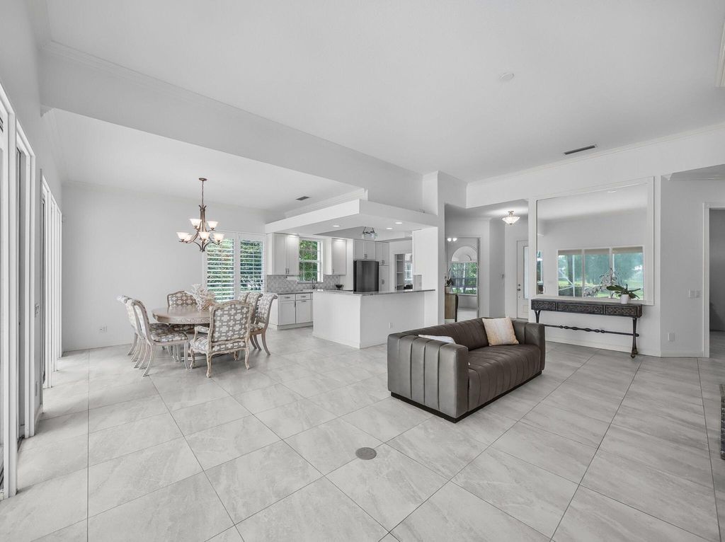 Photo of 5129 Magnolia Bay Circle, Palm Beach Gardens, FL 33418 (MLS # R11095176)