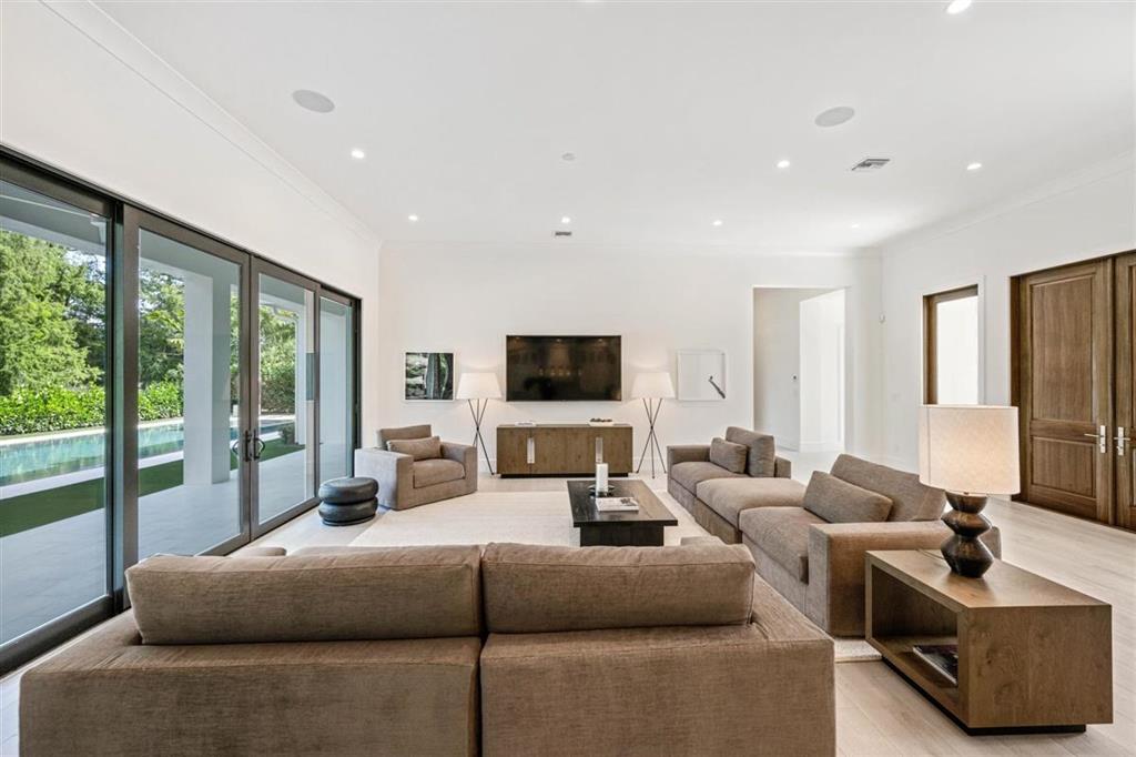 BLUE CYPRESS - Residential