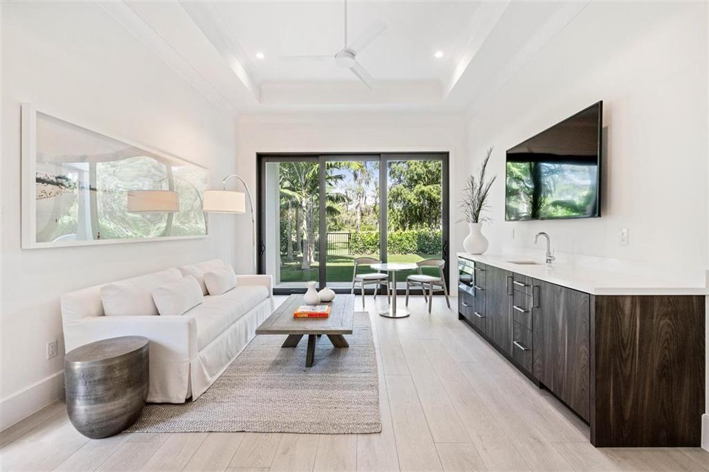 BLUE CYPRESS - Residential