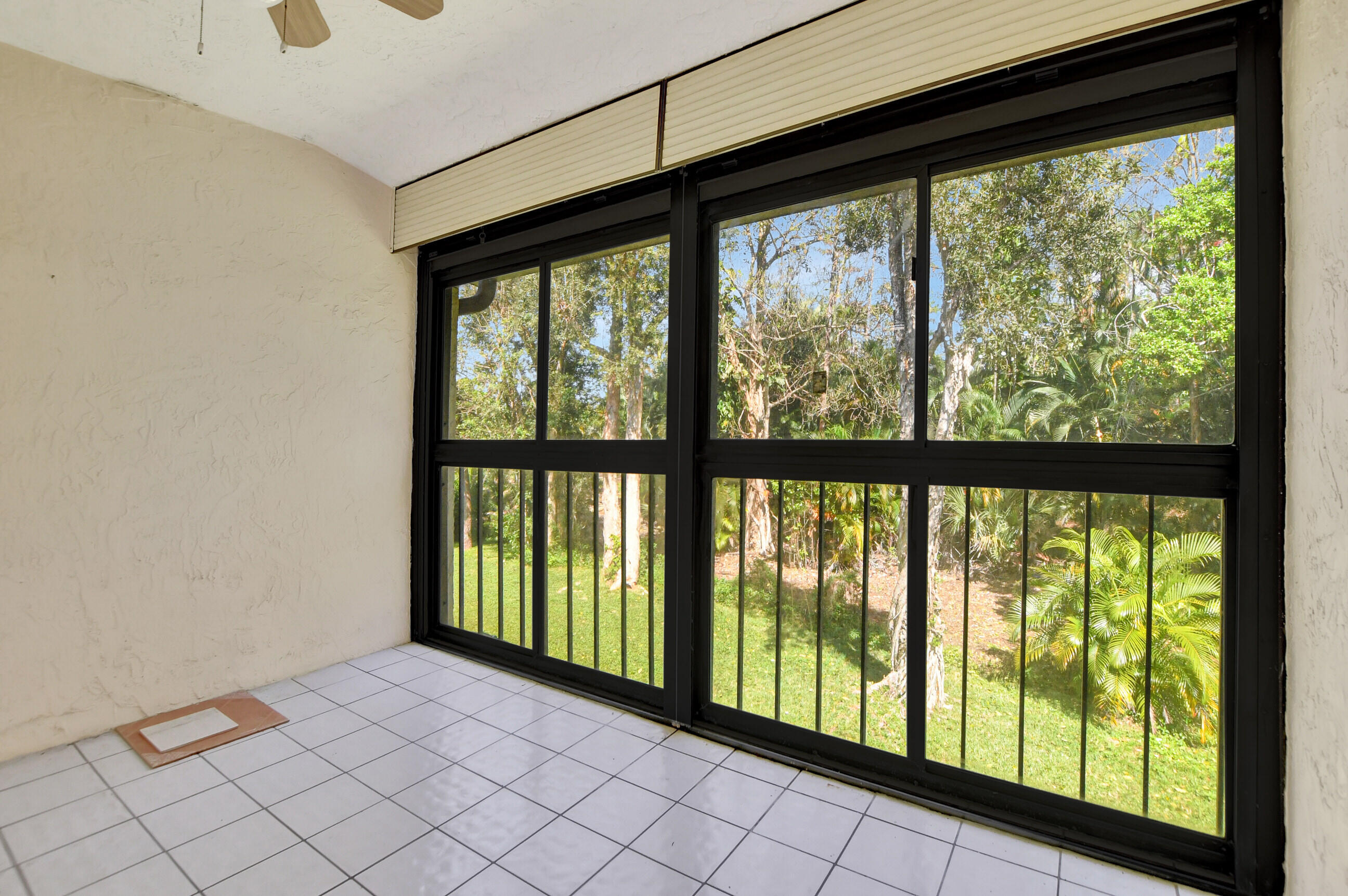 GLADES OF BOCA LAGO CONDO - Residential