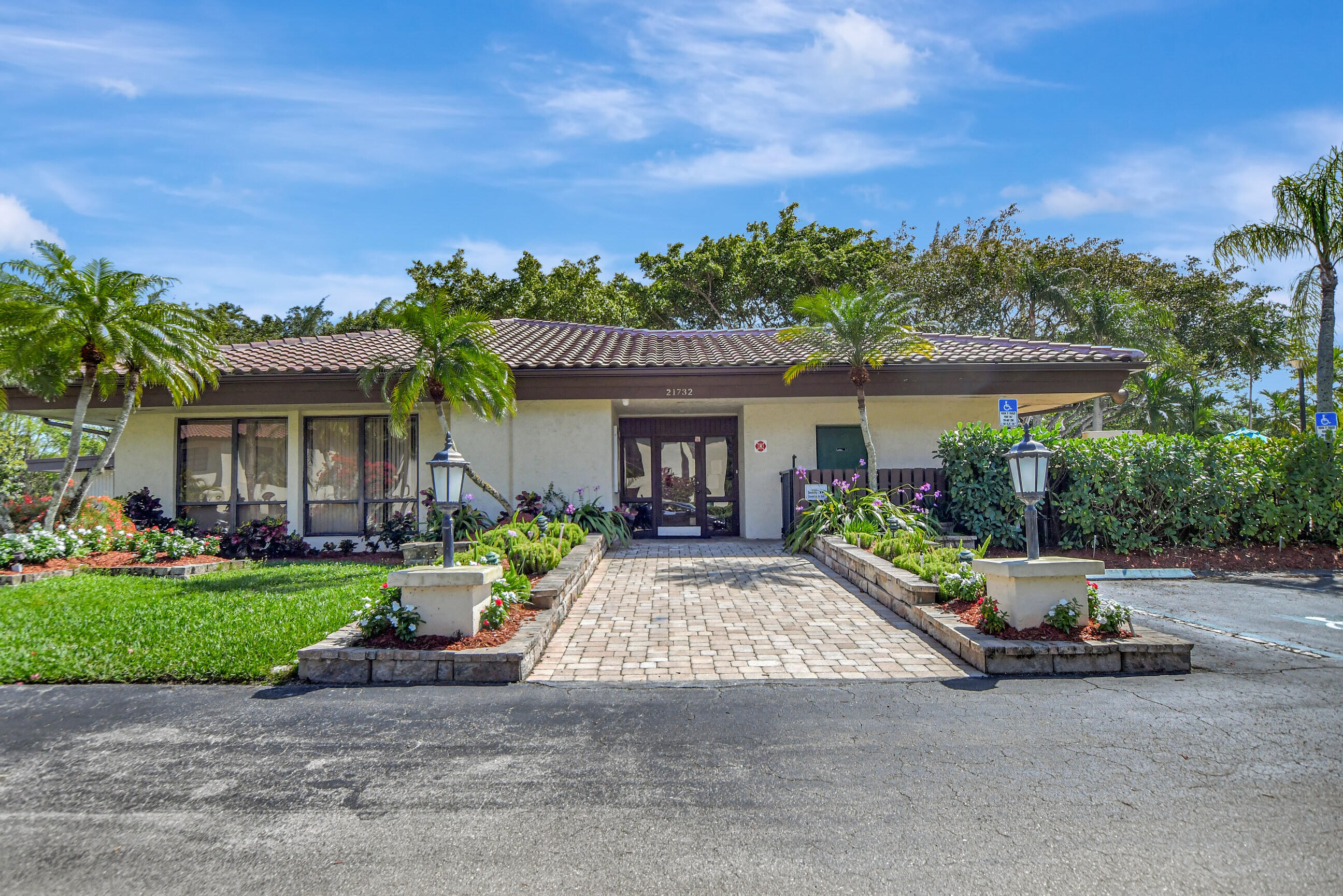 GLADES OF BOCA LAGO CONDO - Residential