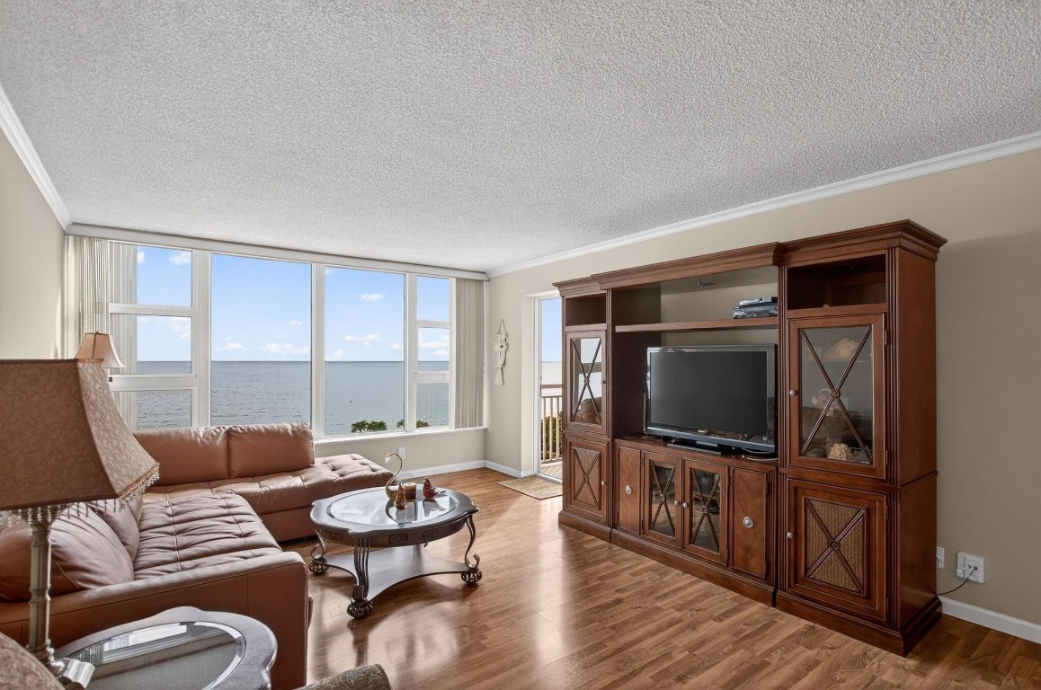 OCEAN COLONY - Residential