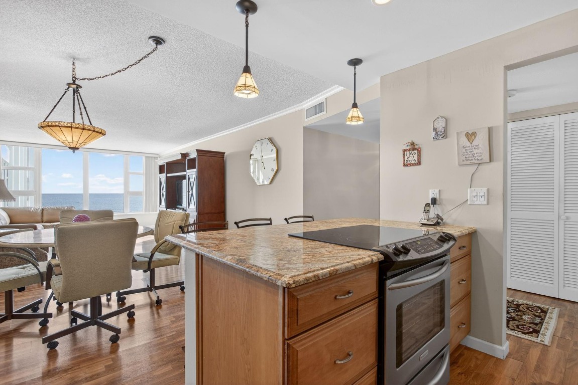 OCEAN COLONY - Residential