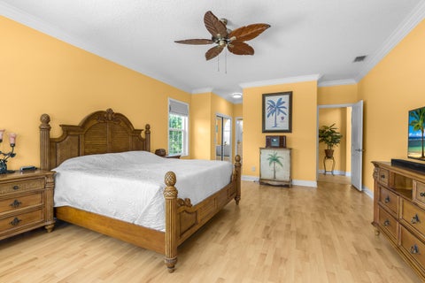 Tiny photo for 2165 6TH Court SE, Vero Beach, FL 32962 (MLS # B26054162)
