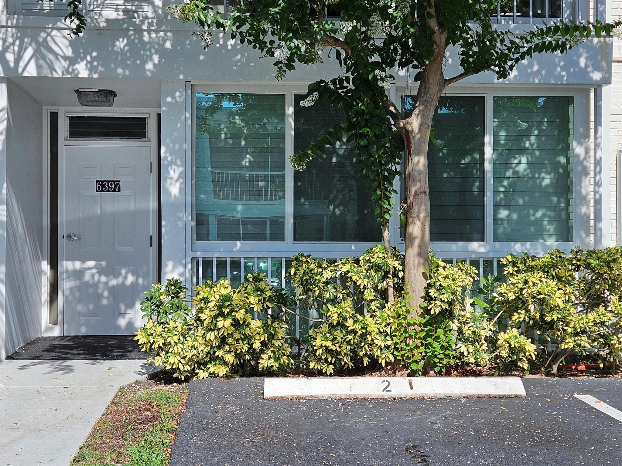 Experience luxury living in this completely remodeled condo located in the exclusive Bay Colony Club. This pristine 2-bedroom, 2-bathroom unit offers contemporary design and high-end finishes, creating an inviting and sophisticated atmosphere. The spacious living area features an open-concept design with sleek wood designed tile floors and abundant natural light. The tranquil master bedroom includes a walk-in closet and a spa-like en-suite bathroom, complete with a modern vanity, frameless glass shower, and elegant tile work. Situated in the highly sought-after Bay Colony Club, this condo offers resort-style amenities, including access to multiple swimming pools, tennis courts, a fitness center, a clubhouse, and a marina. Reach out today to schedule a private showing!