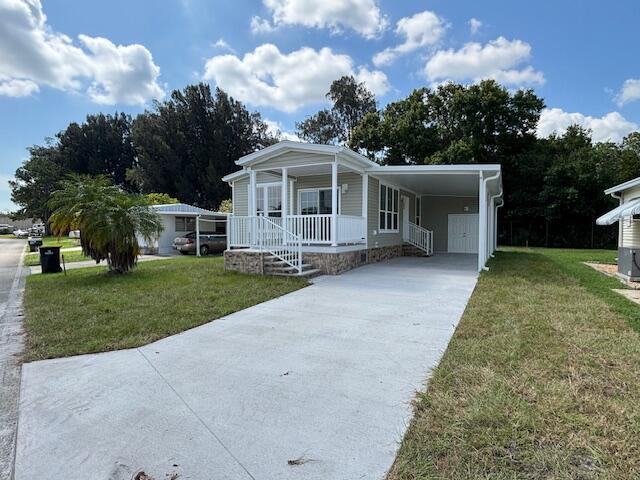 146 Holiday Park Boulevard NE