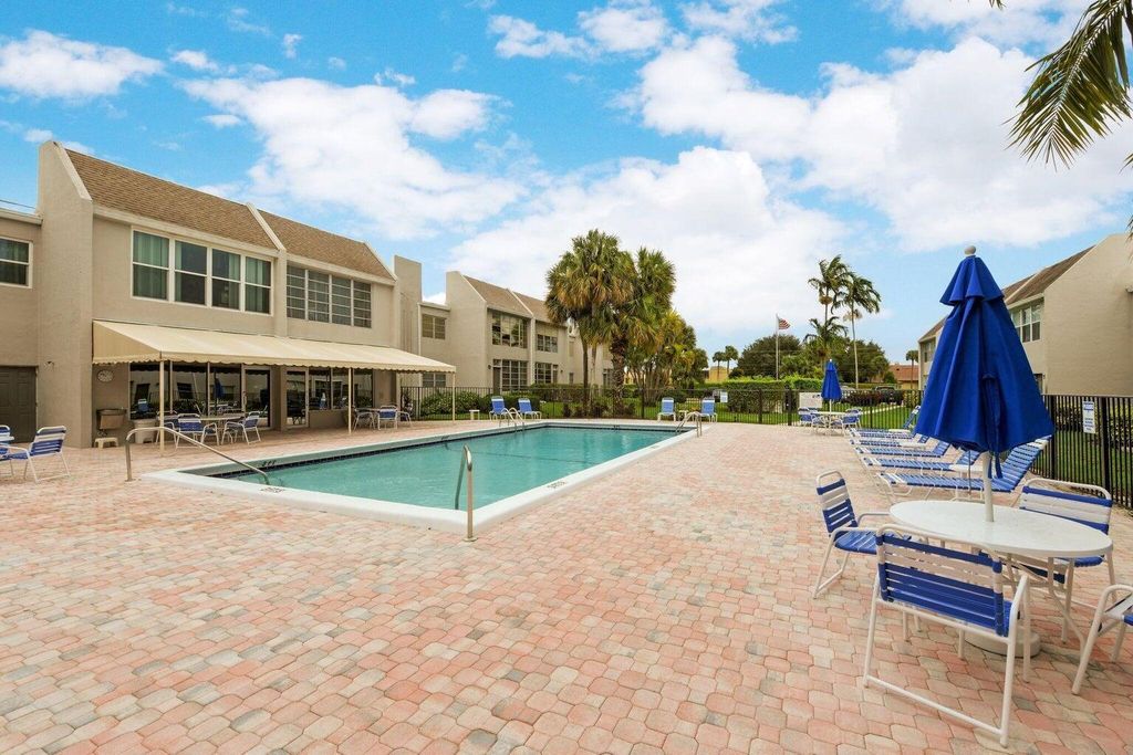 Photo of 2860 SW 22nd Avenue #4010, Delray Beach, FL 33445 (MLS # R11163003)