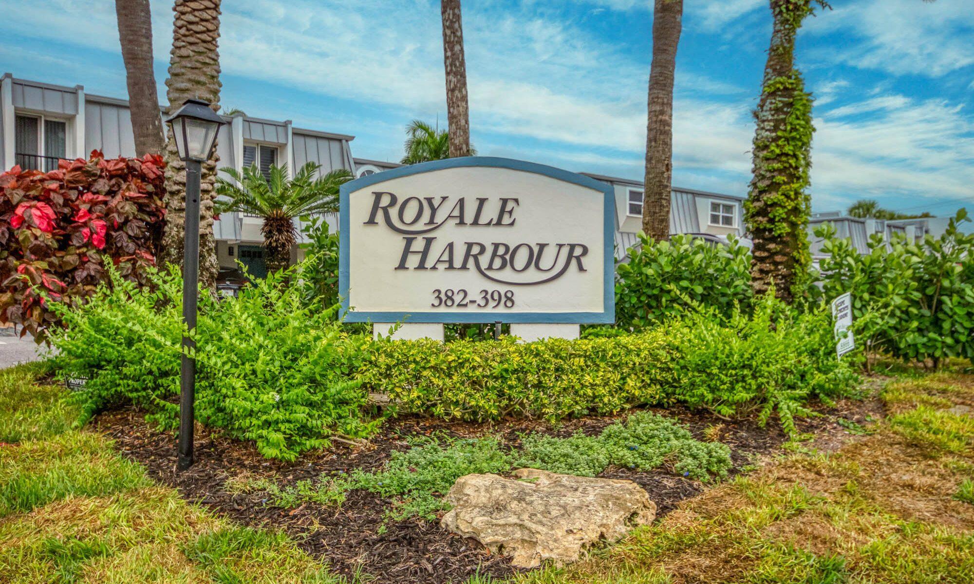 ROYALE HARBOUR CONDO OR 2092P693 VILL - Residential Lease
