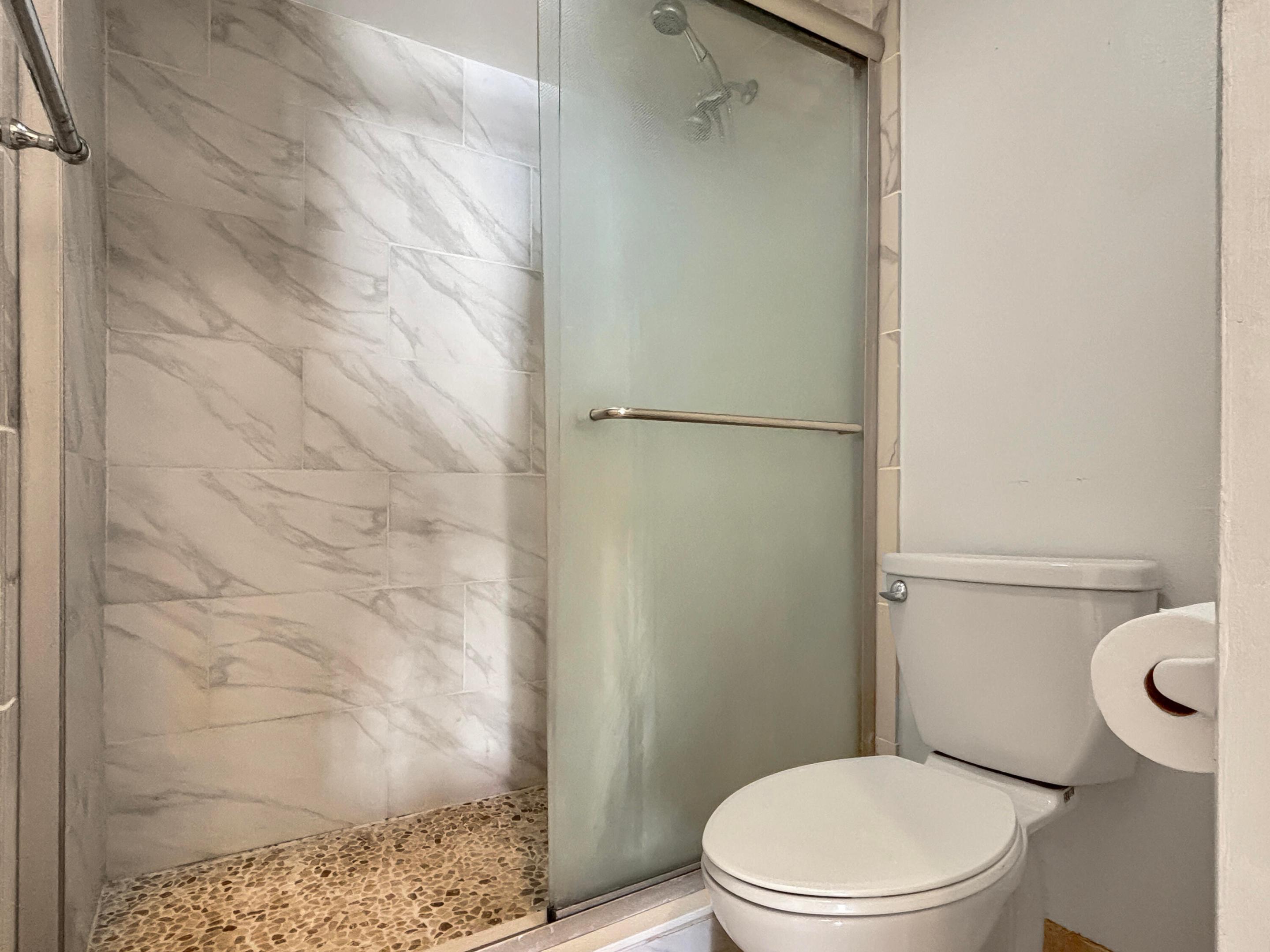 ROYALE HARBOUR CONDO OR 2092P693 VILL - Residential Lease