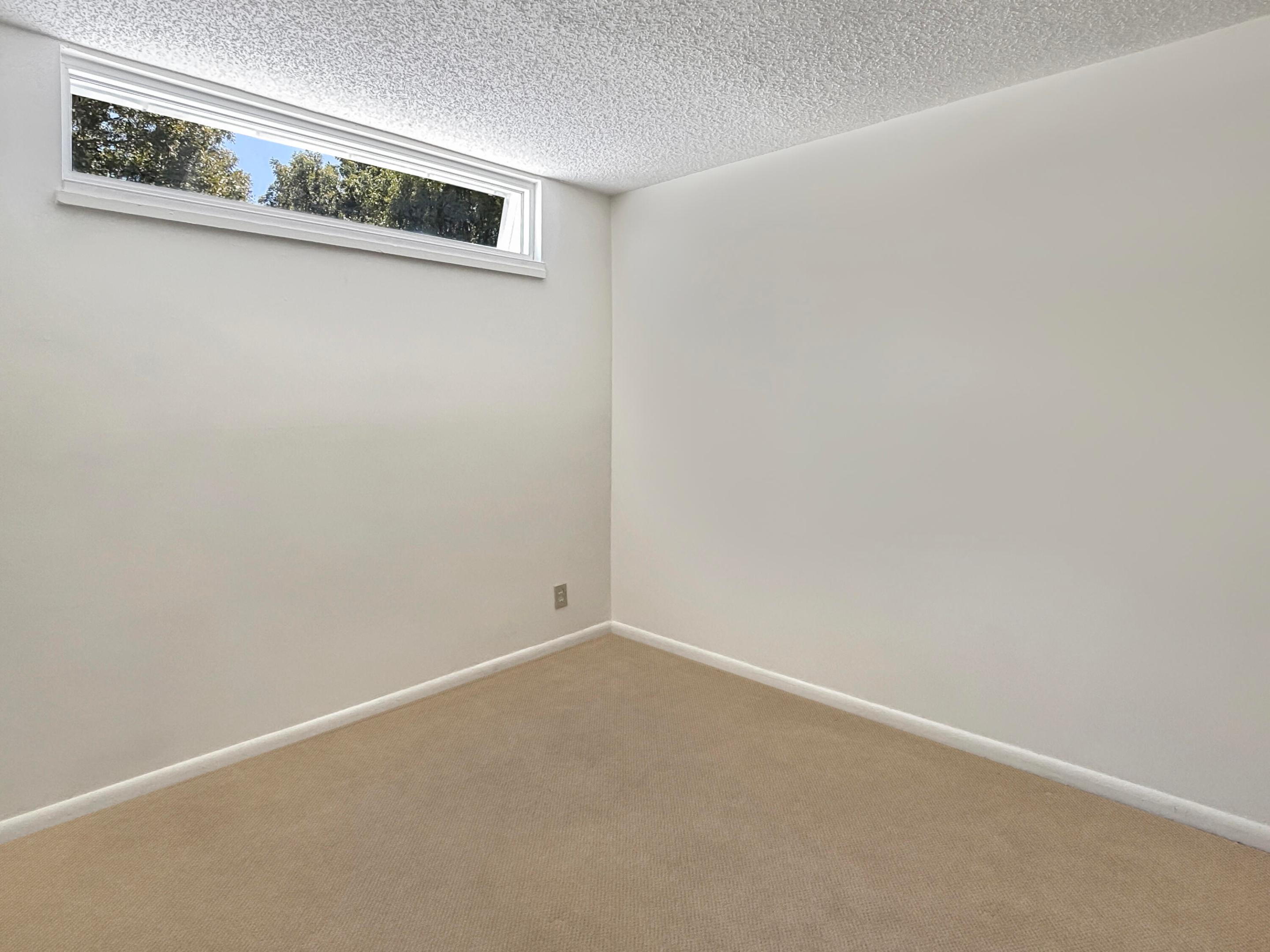 ROYALE HARBOUR CONDO OR 2092P693 VILL - Residential Lease