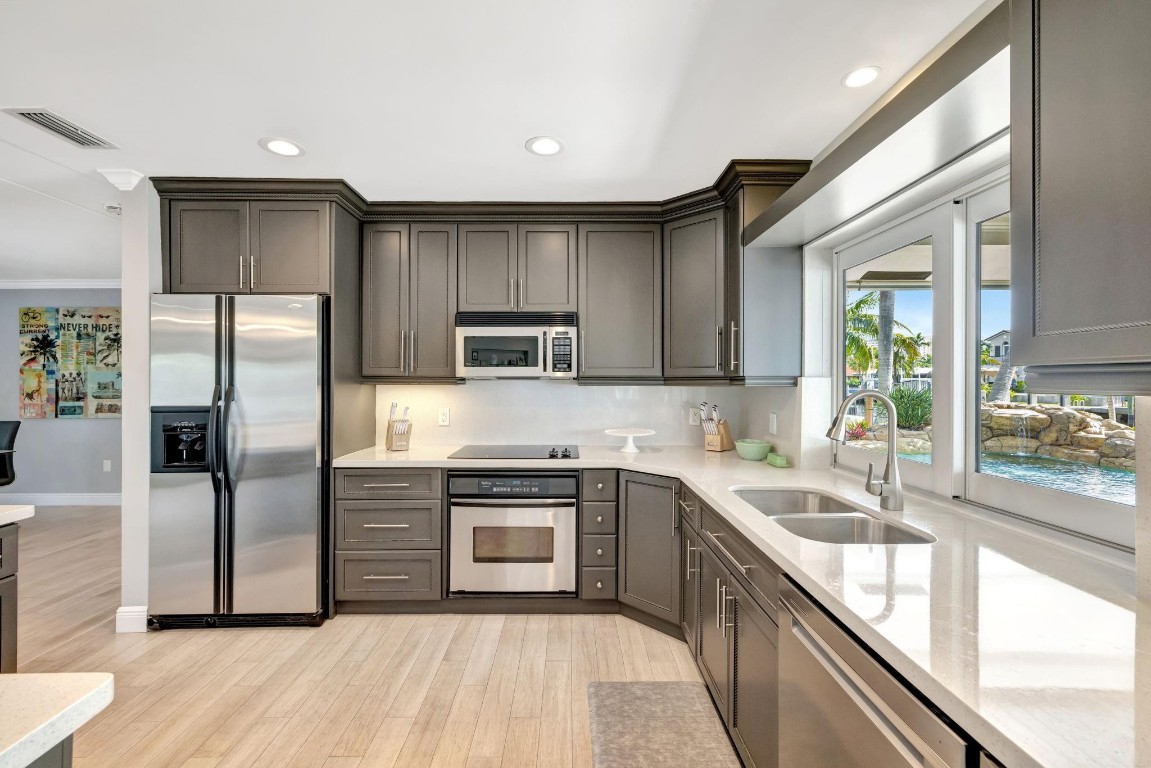 Silver Shores - Residential