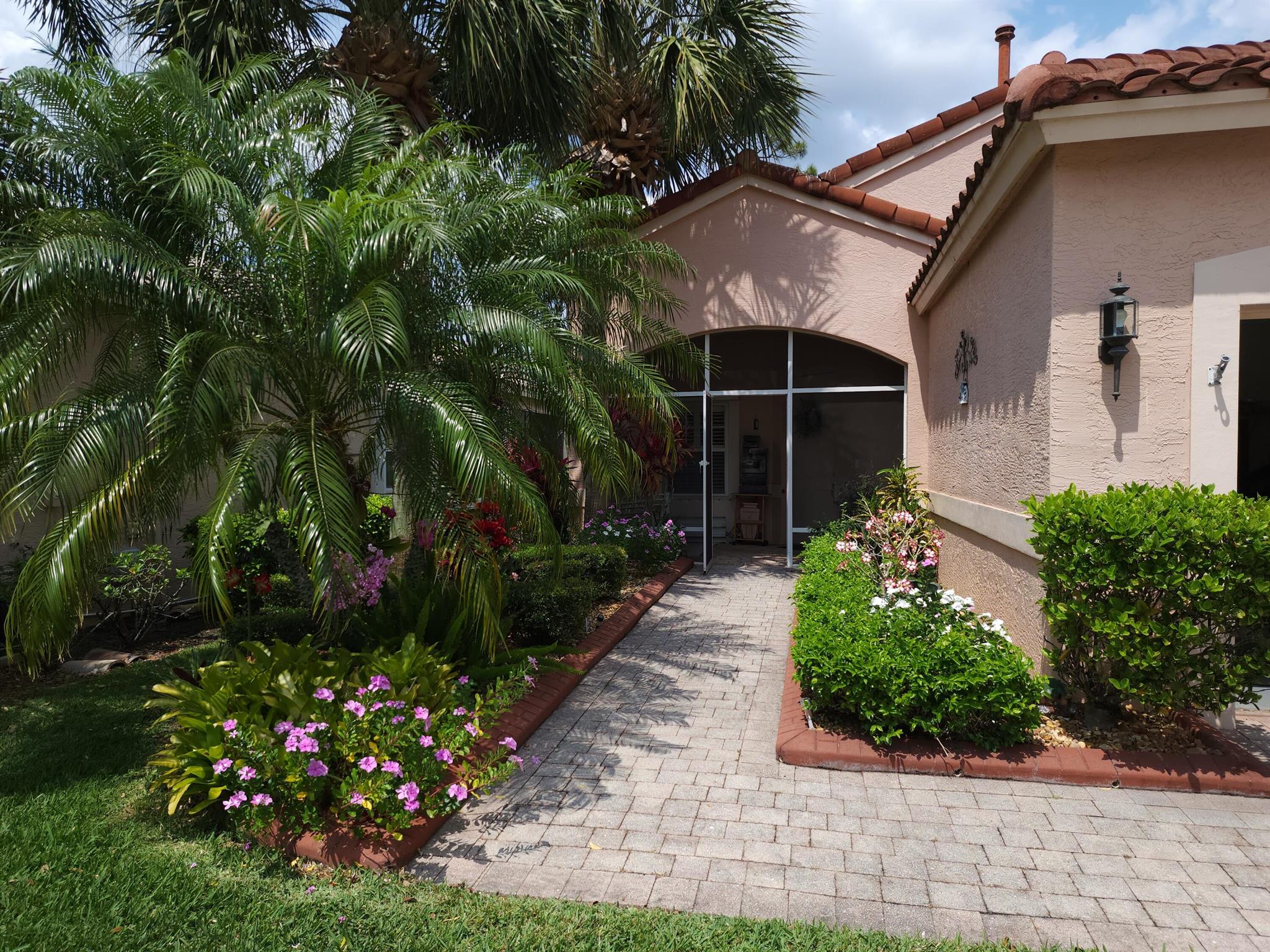 CASCADES AT ST LUCIE WEST - Residential