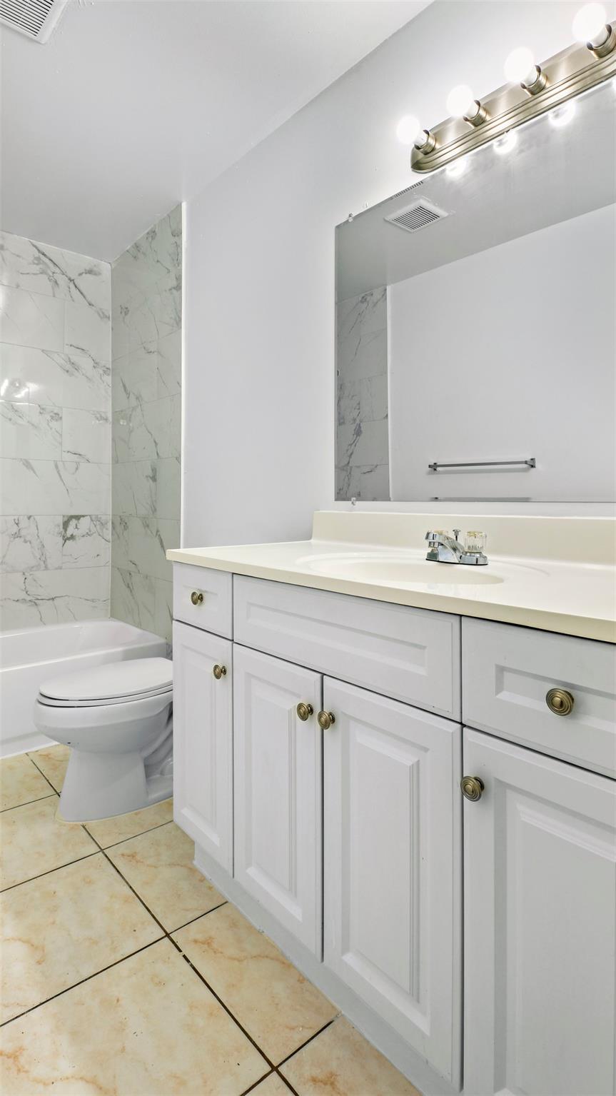 North Lauderdale Div B - Residential Lease