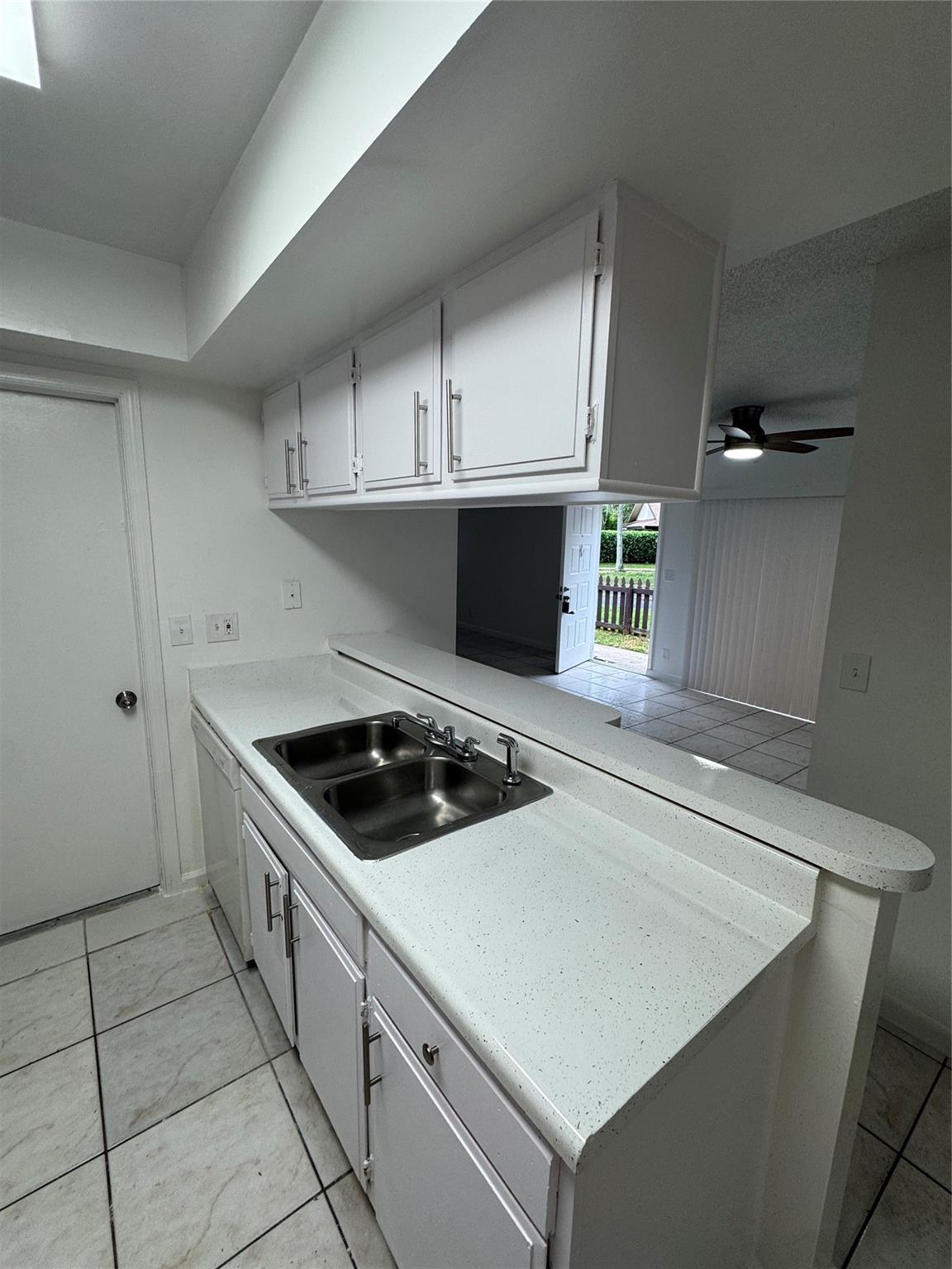 North Lauderdale Div B - Residential Lease