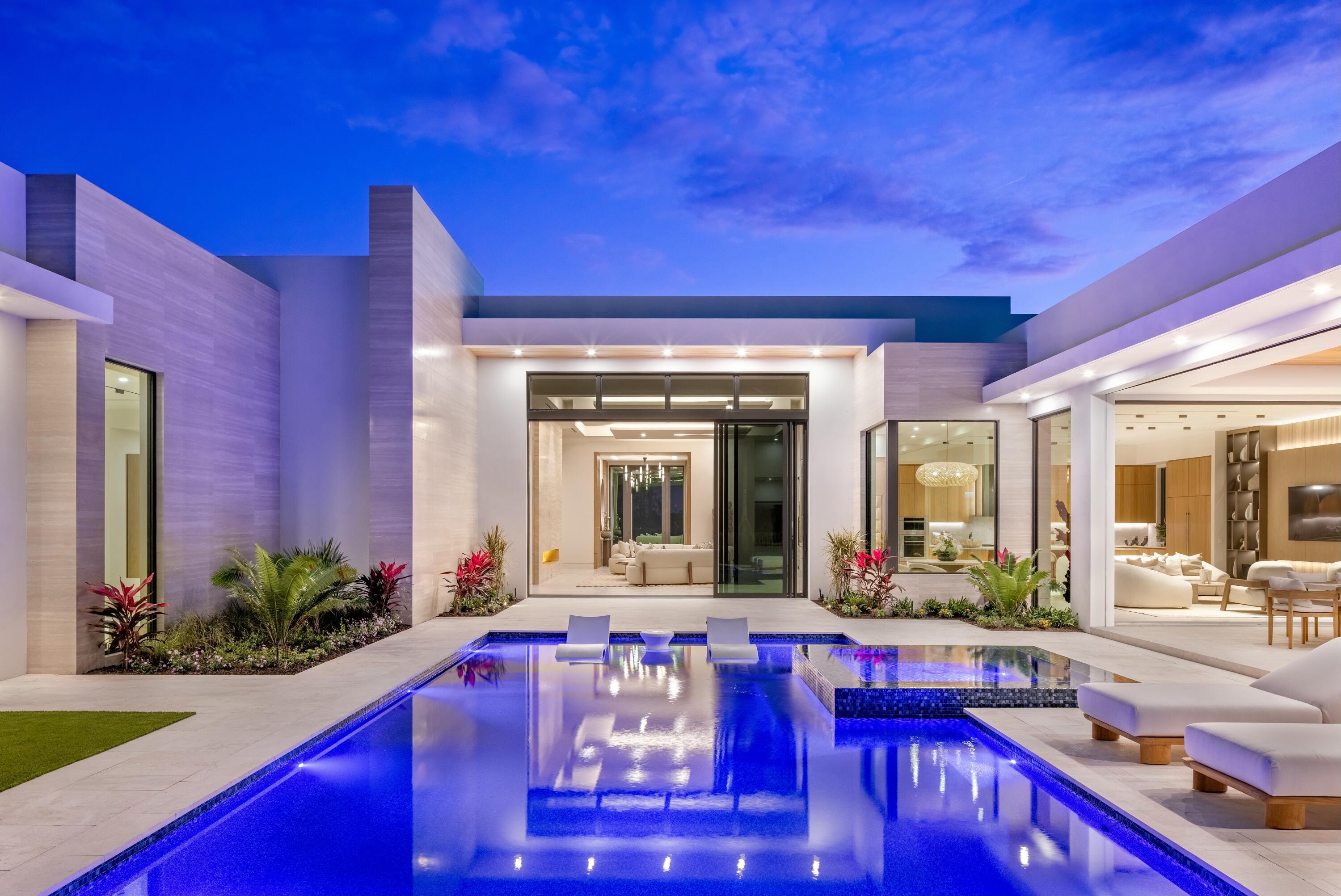 PANTHER NATIONAL AT AVENIR POD - Residential