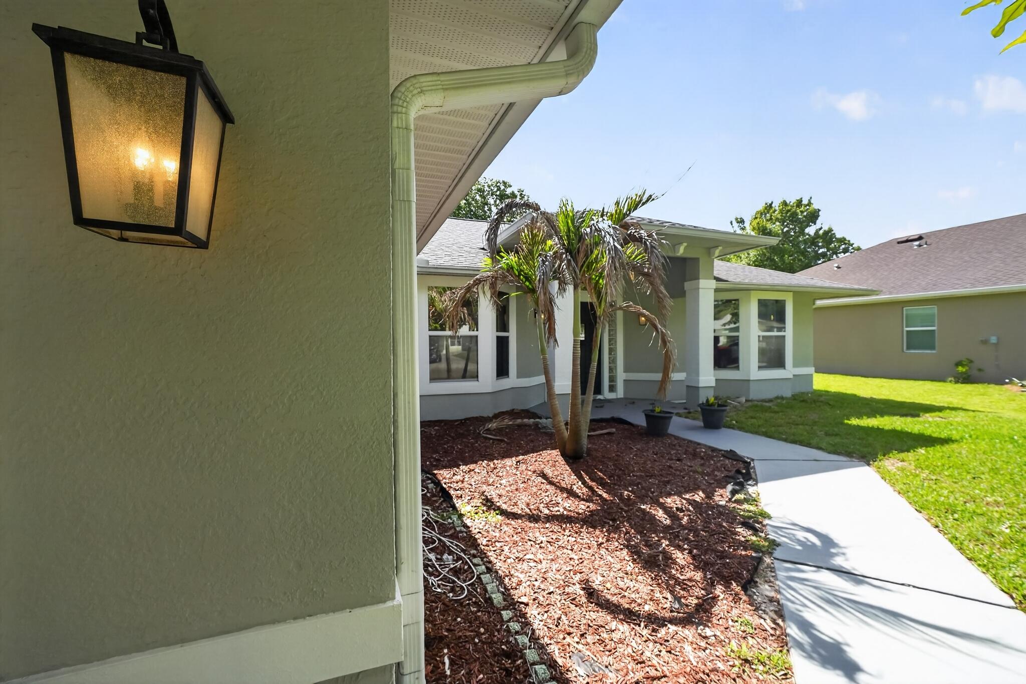 SEBASTIAN HIGHLANDS UNIT 11 - Residential