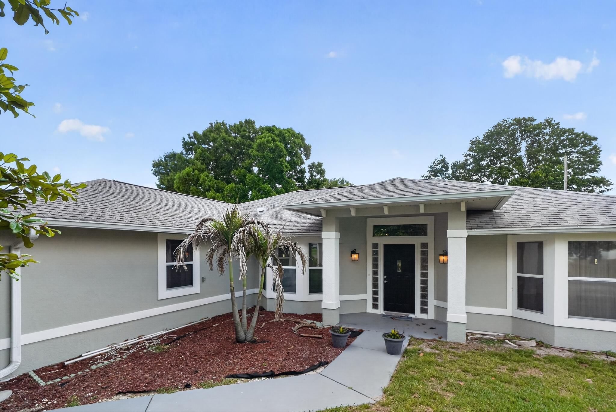 SEBASTIAN HIGHLANDS UNIT 11 - Residential