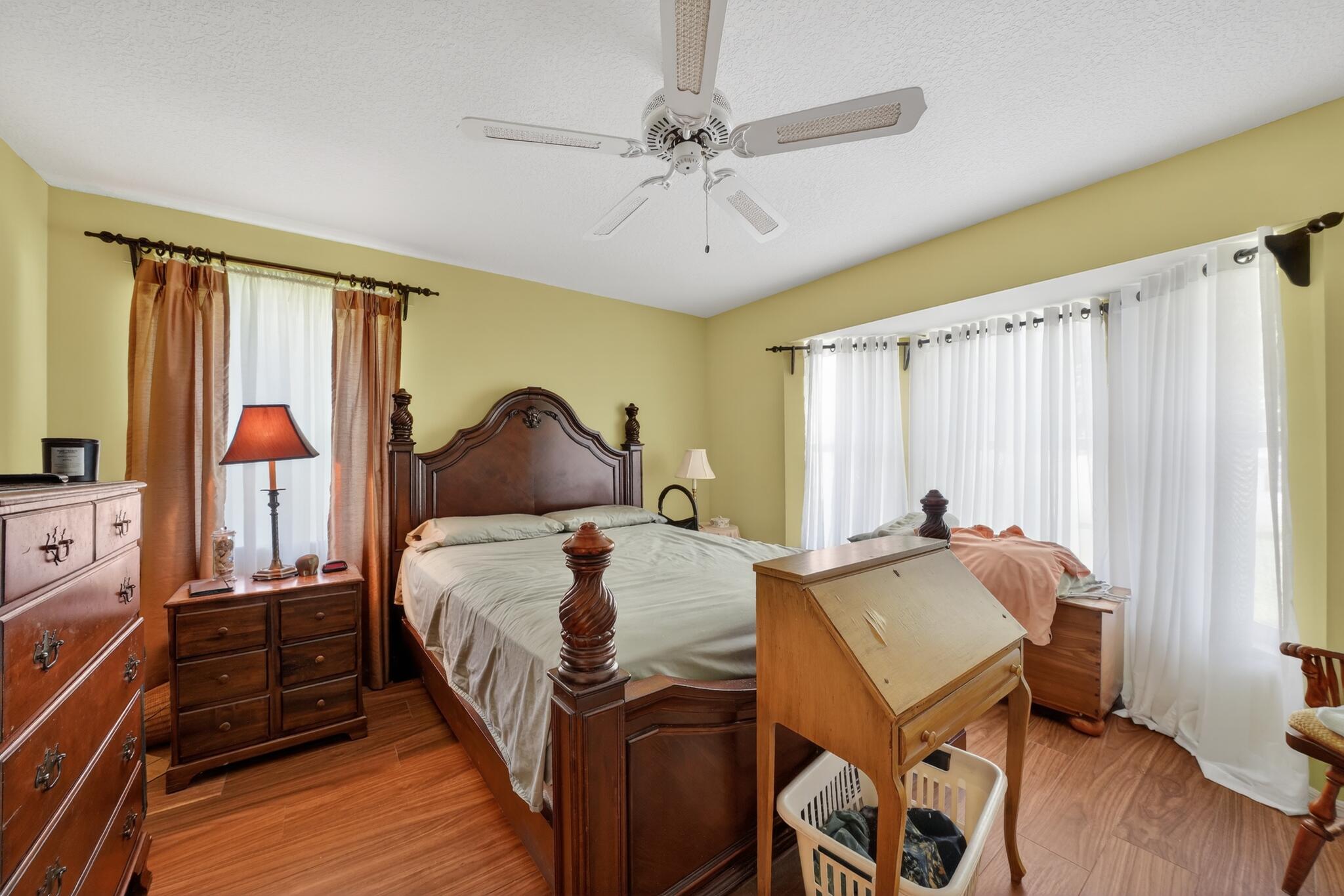 SEBASTIAN HIGHLANDS UNIT 11 - Residential