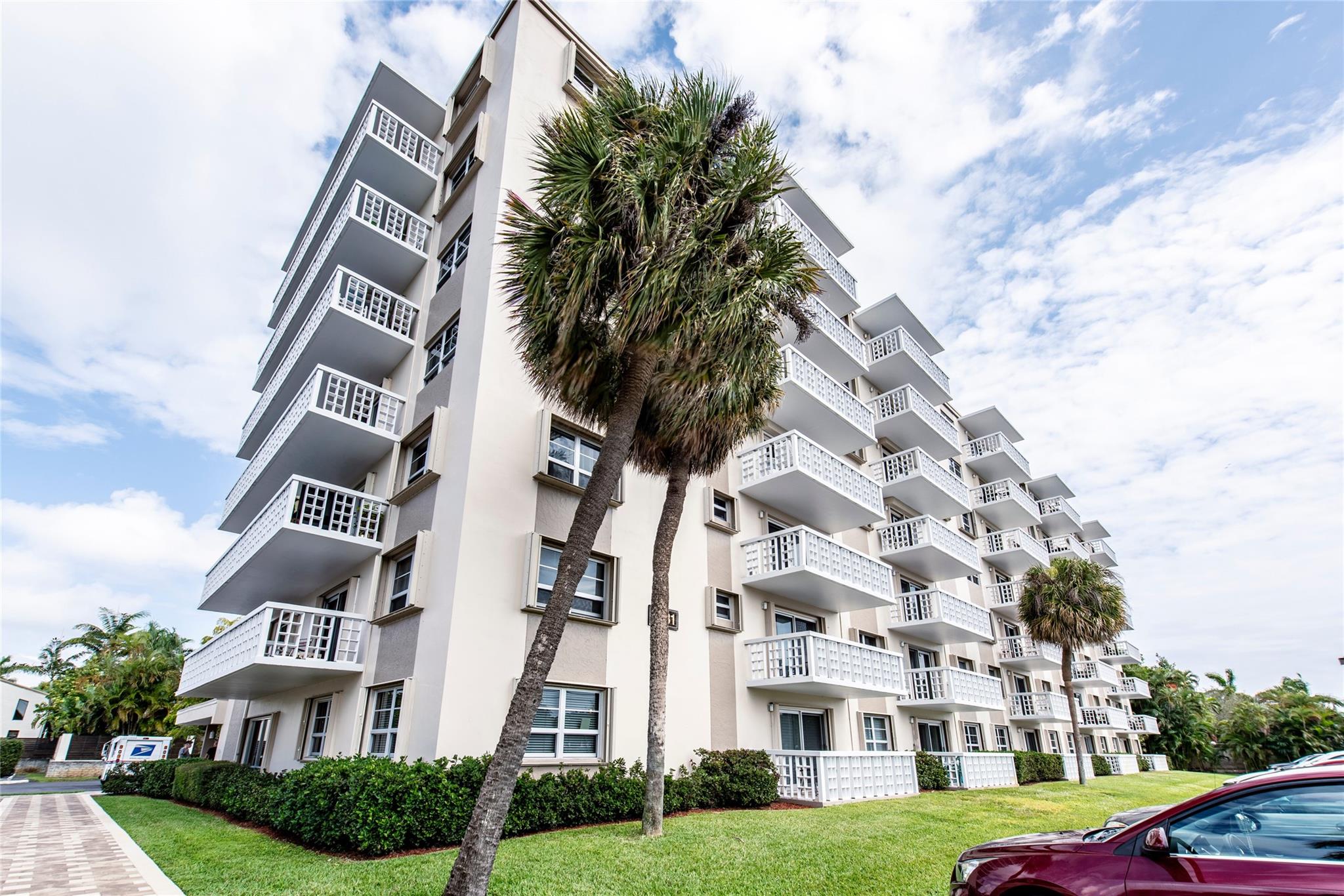 Coral Lake Tower Condo - Residential Lease