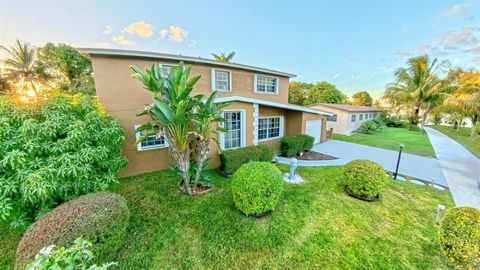 A home in Lauderdale Lakes