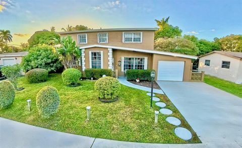 A home in Lauderdale Lakes