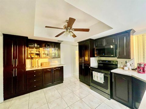 A home in Lauderdale Lakes