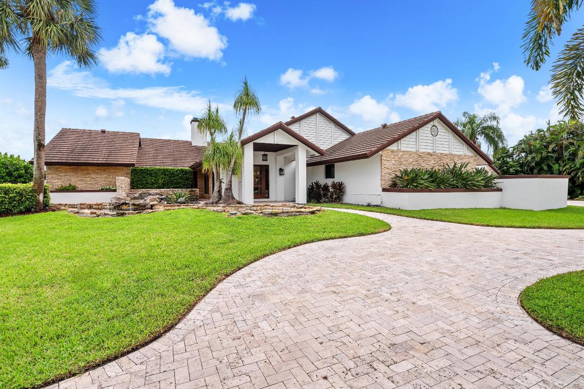 ESTATES IV - Residential