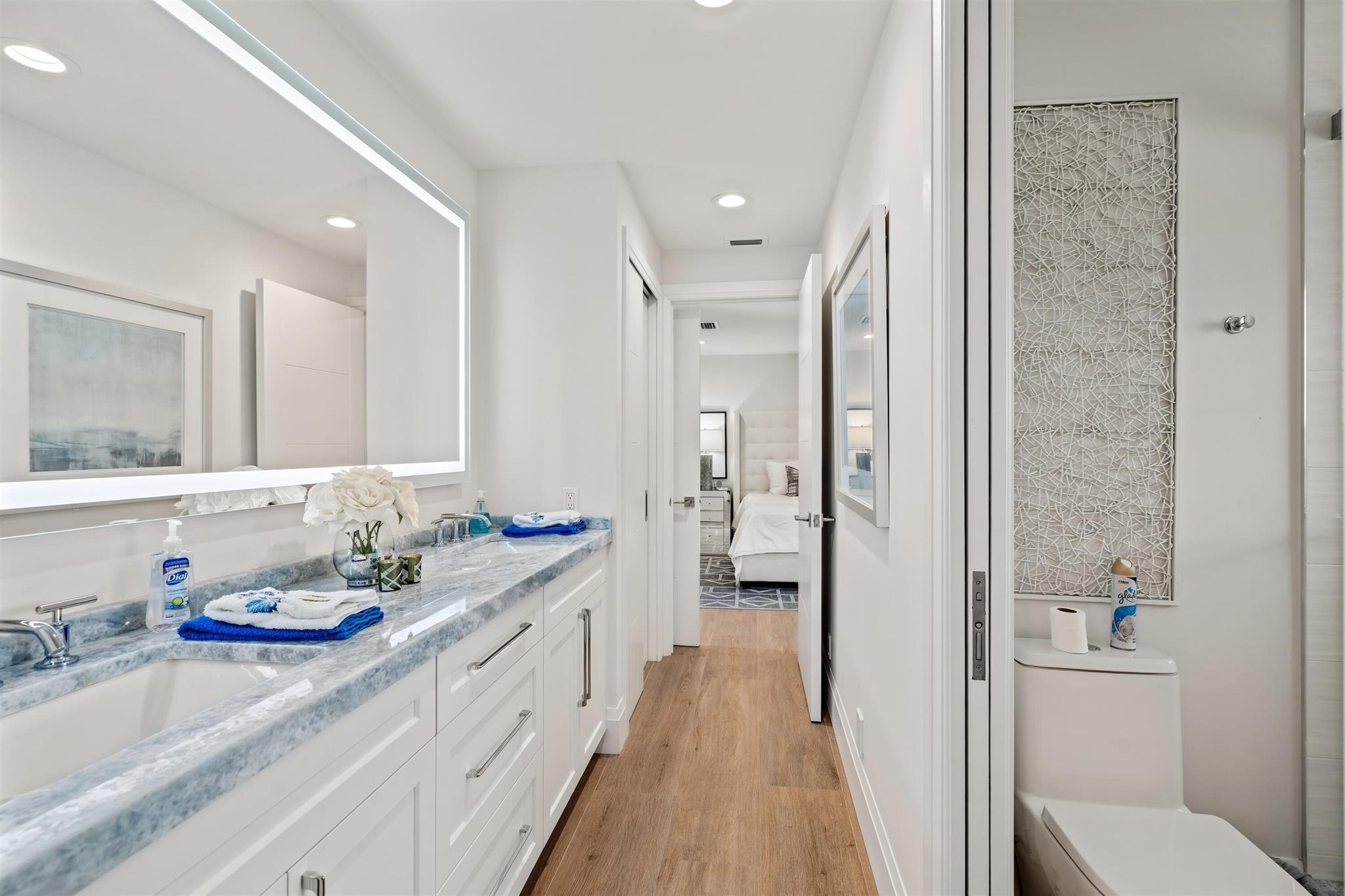 ESTATES IV - Residential