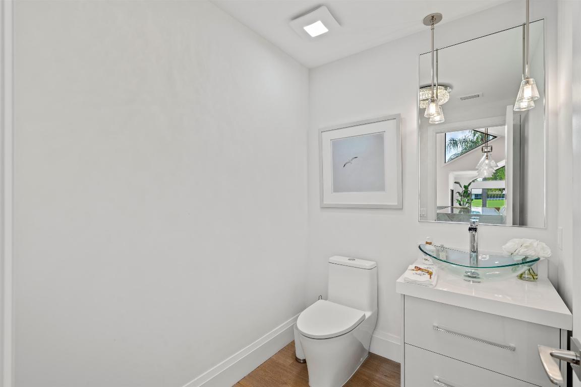 ESTATES IV - Residential