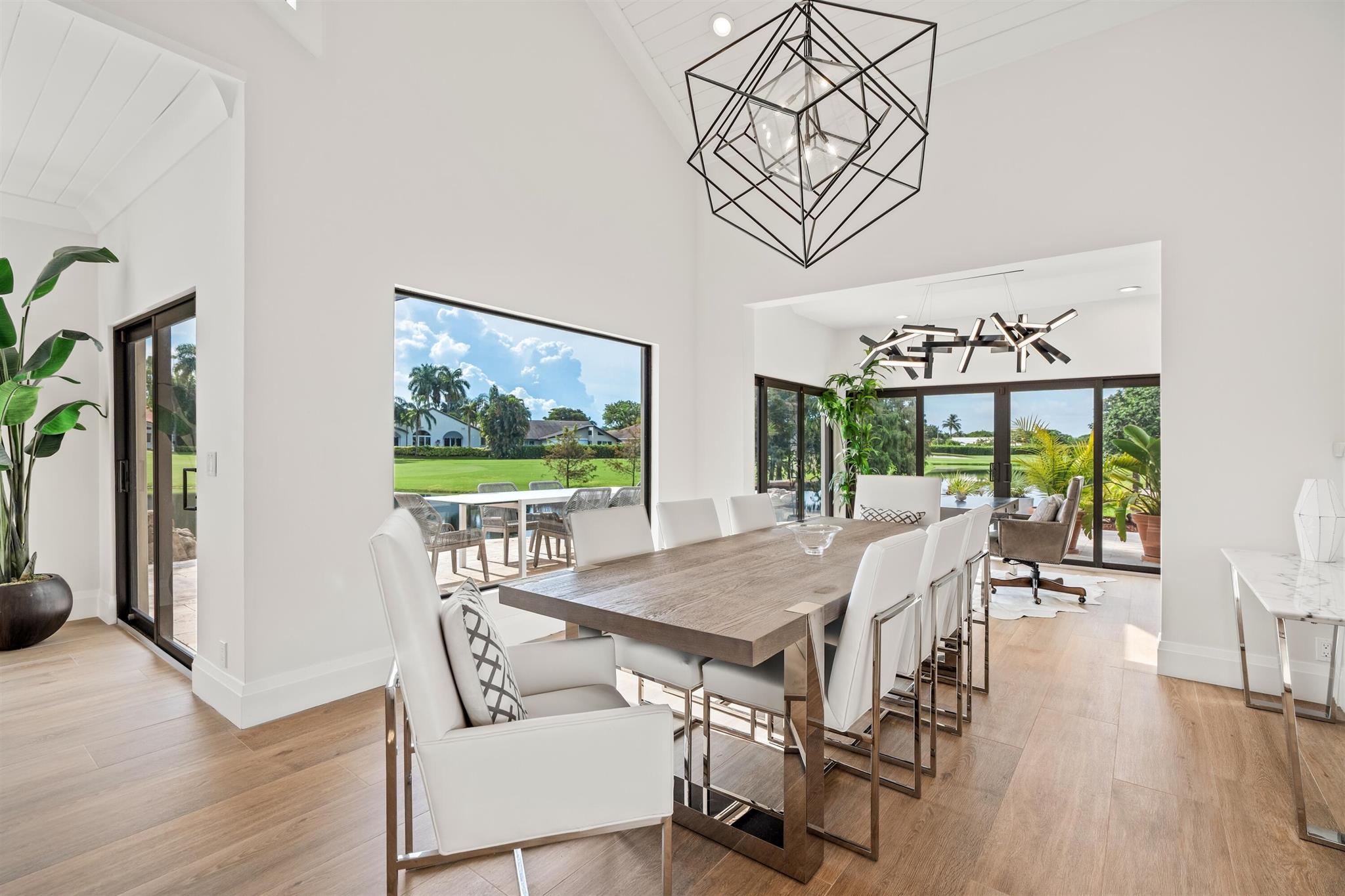 ESTATES IV - Residential