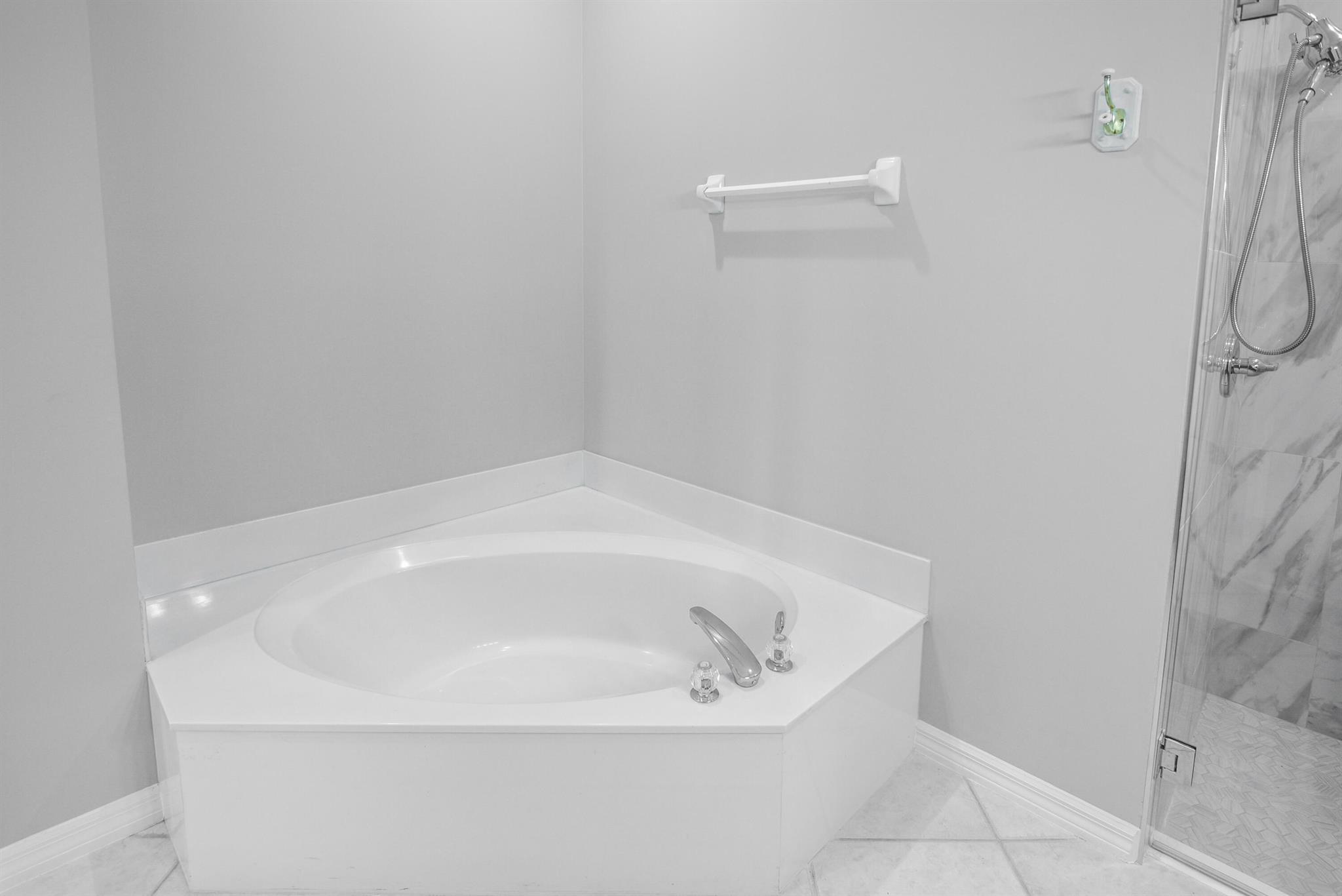 WILLOWBEND AT MONARCH COU - Residential