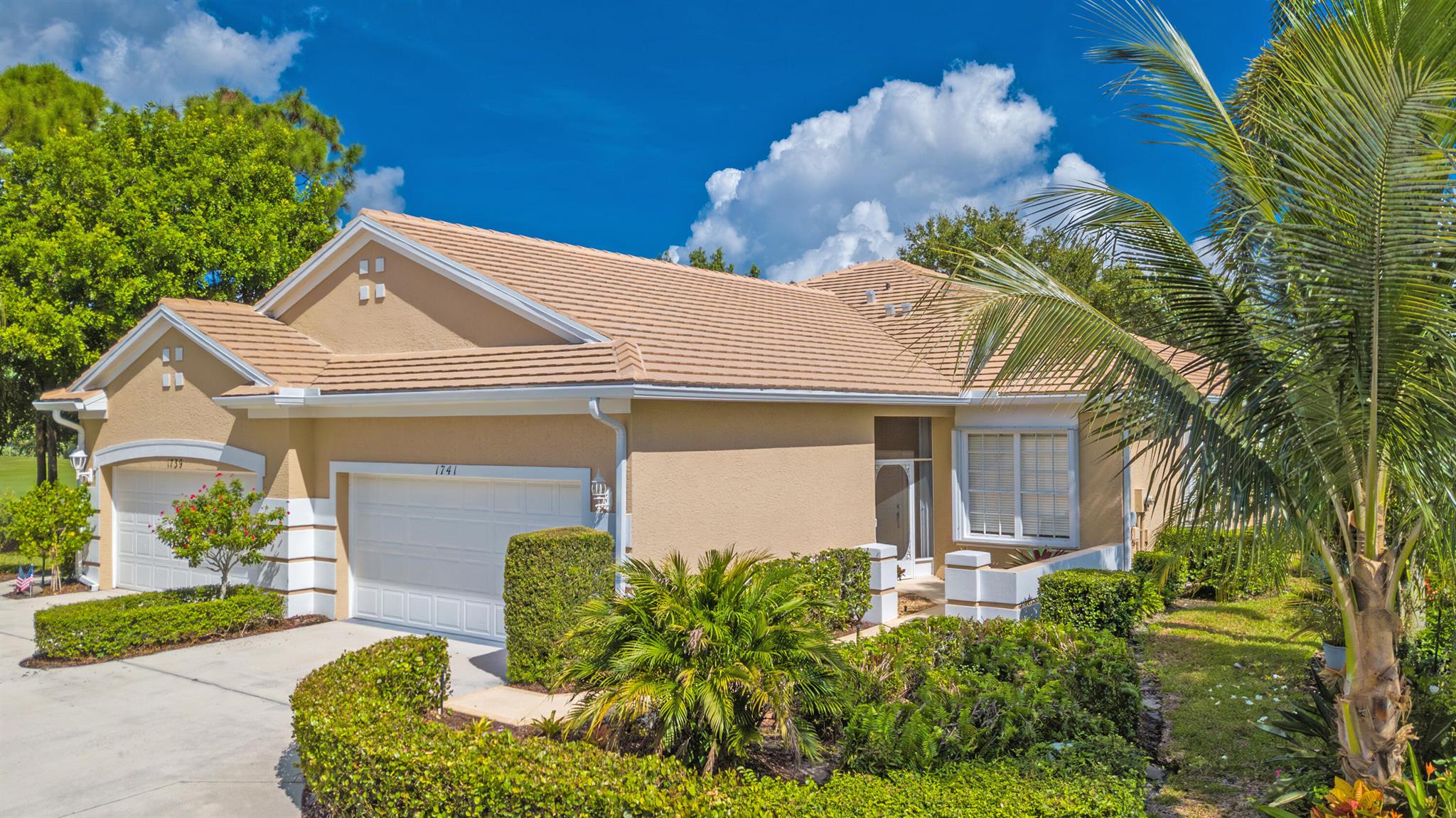 WILLOWBEND AT MONARCH COU - Residential