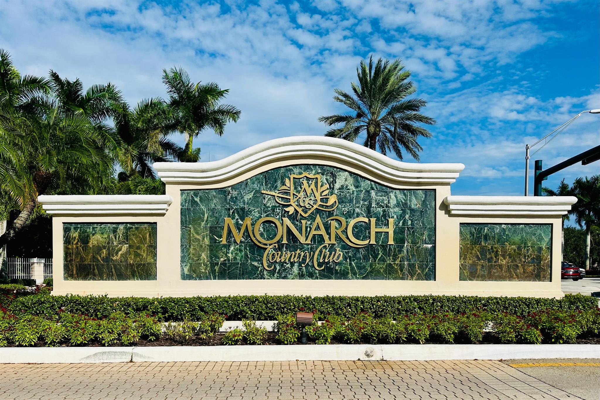 WILLOWBEND AT MONARCH COU - Residential
