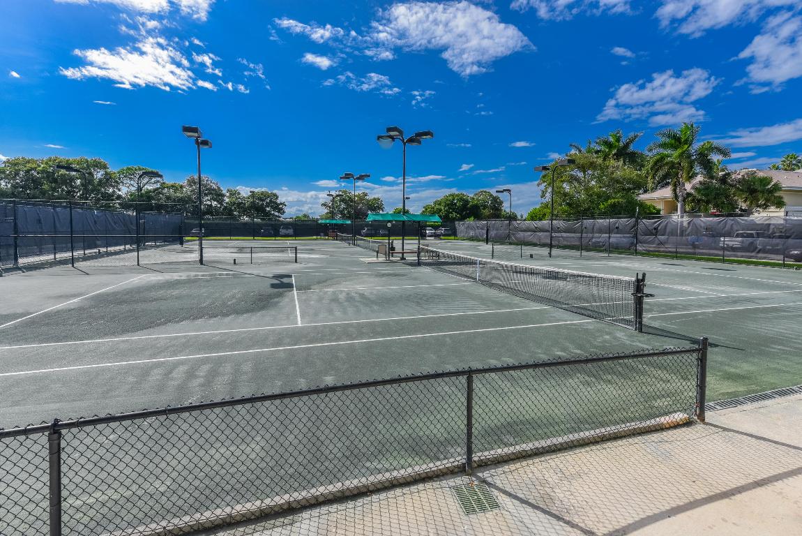 WILLOWBEND AT MONARCH COUNTRY CLUB (AKA MARTIN DOW - Residential
