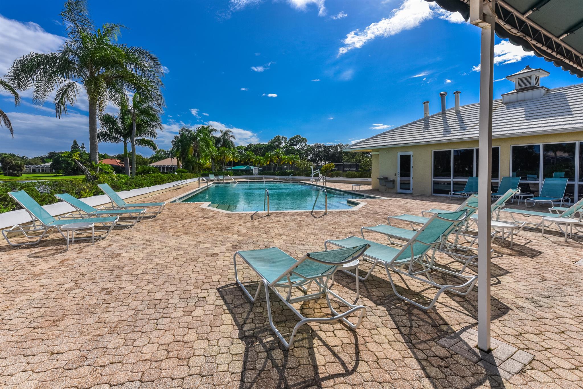 WILLOWBEND AT MONARCH COU - Residential