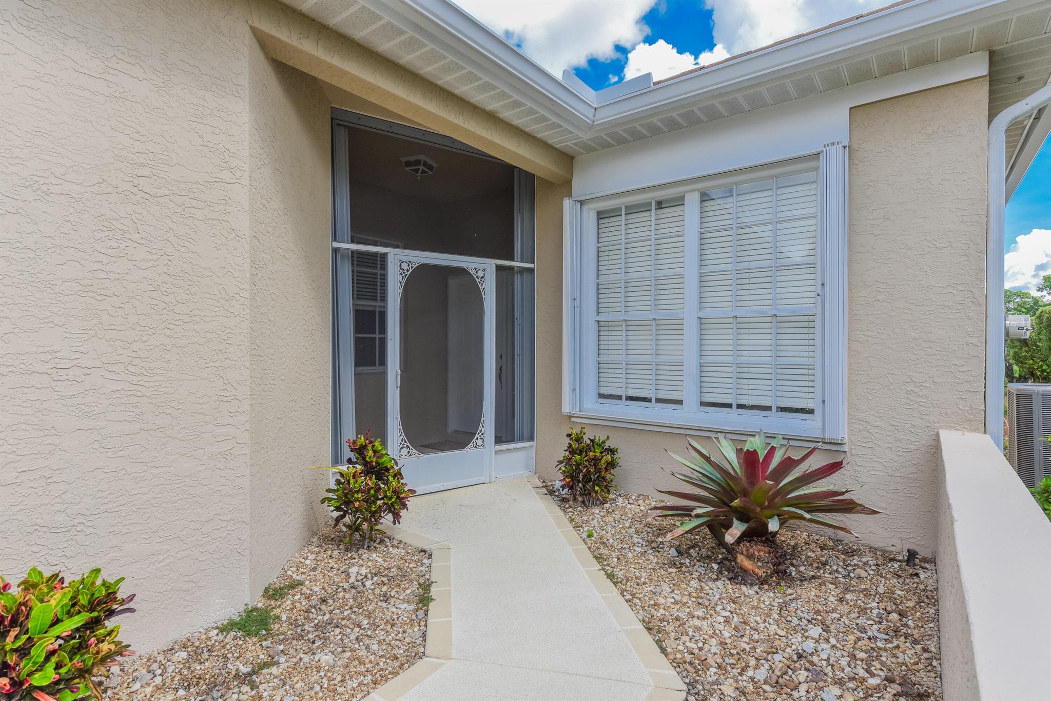 WILLOWBEND AT MONARCH COU - Residential