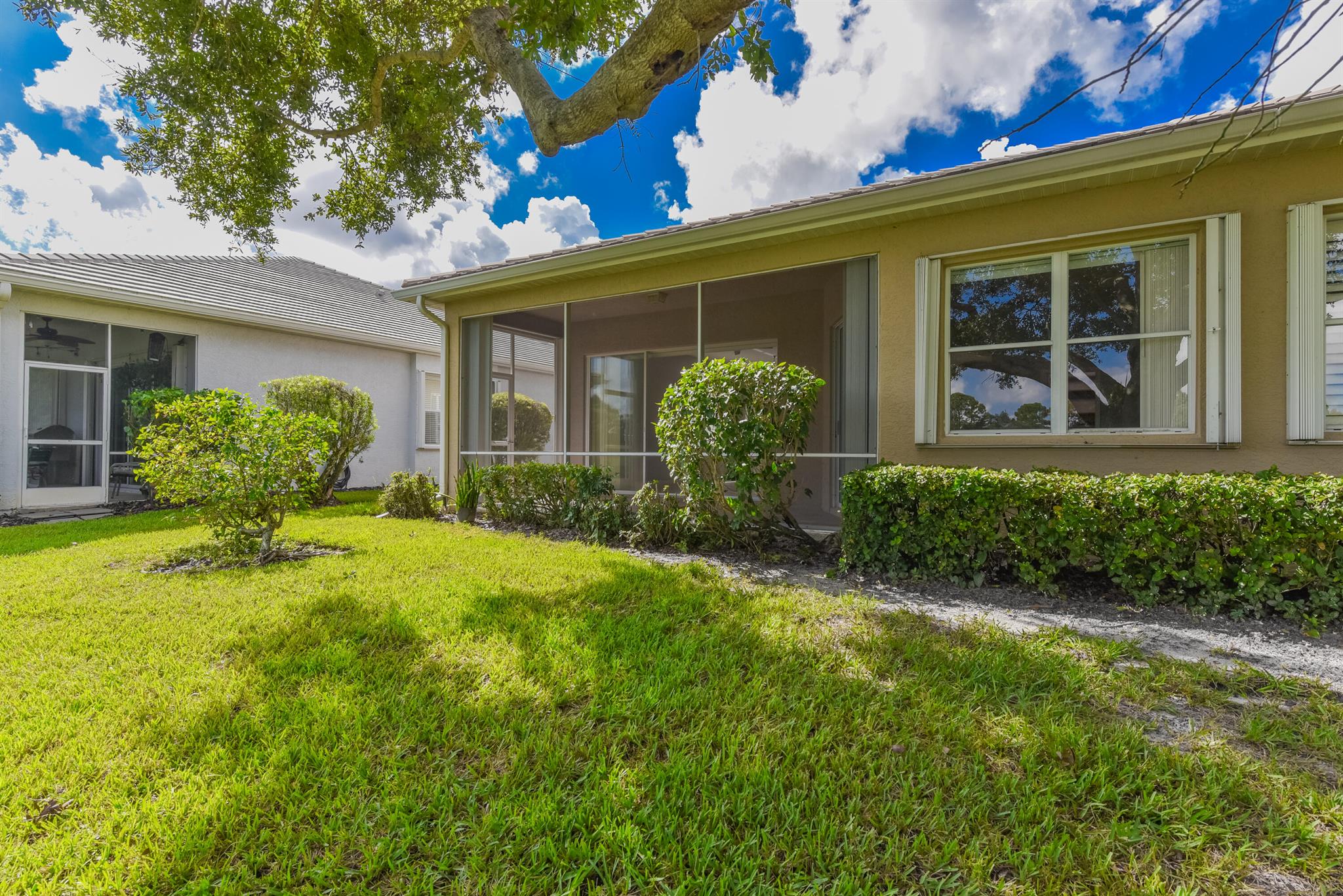 WILLOWBEND AT MONARCH COU - Residential