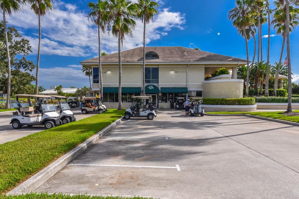 WILLOWBEND AT MONARCH COUNTRY CLUB (AKA MARTIN DOW - Residential