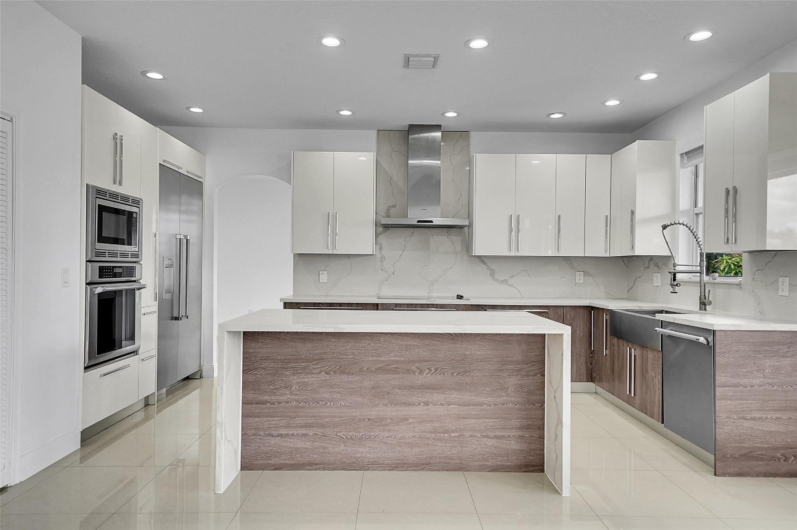 RIVIERA ISLES II - Residential