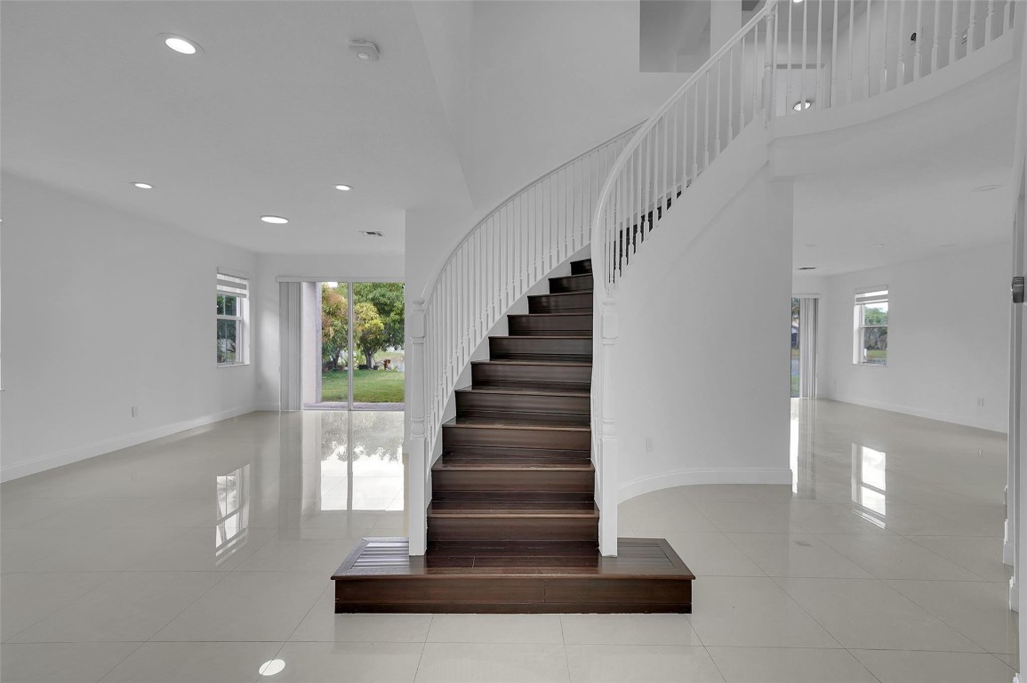 RIVIERA ISLES II - Residential